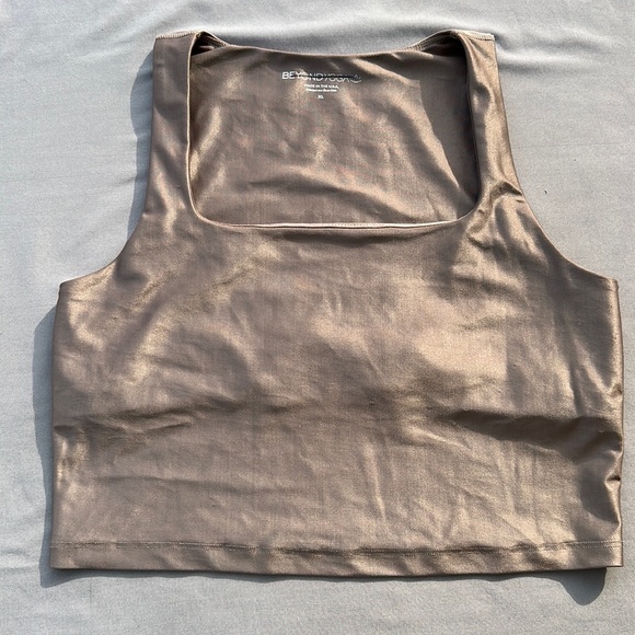 Beyond Yoga Women’s Square neck cropped tank top built in bra Cocoa Brown XL - Picture 2 of 10